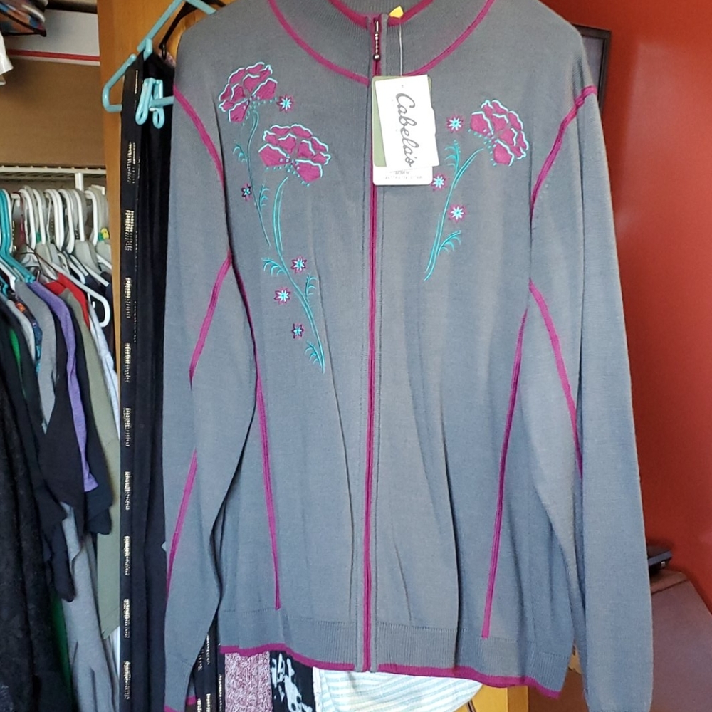 Cabela's zip up sweater